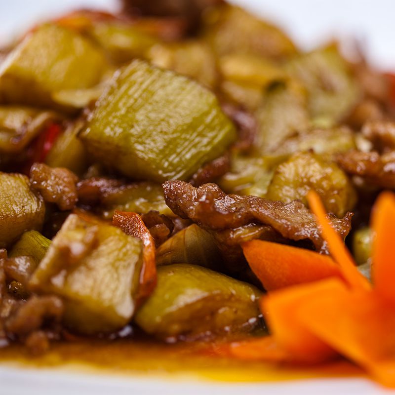 №304 Жареные баклажаны со свининой в соусе